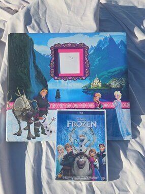 Fair Disney Frozen 12x12 Scrapbook Album with Unopened Copy of FROZEN DVD Lot!